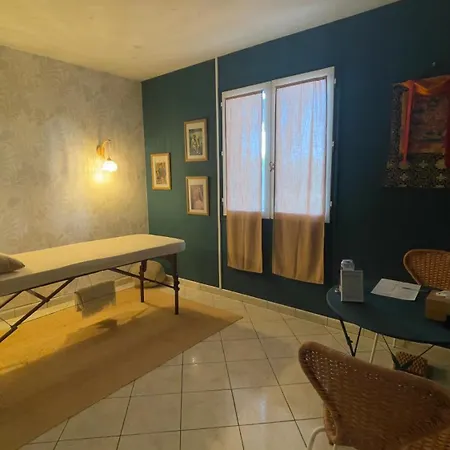 Chez Les Garçons Mobile Vintage, Confortable Avec Piscine